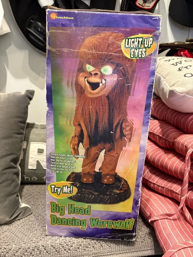 big head Dancing Werewolf 1974 image indicator(2)