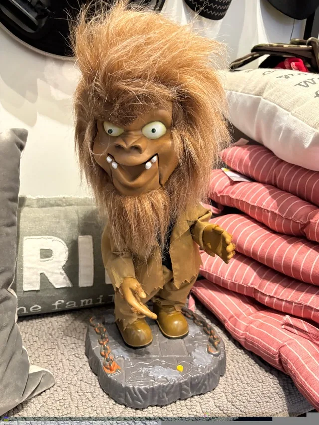 big head Dancing Werewolf 1974 image indicator(5)