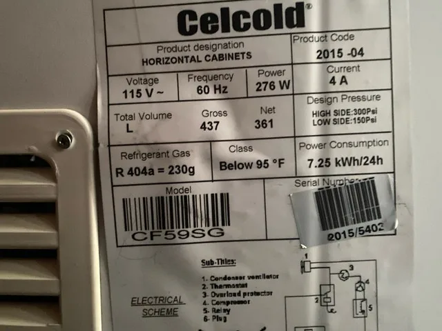 Celcold CF59SG 60" freezer cabinet image indicator(6)