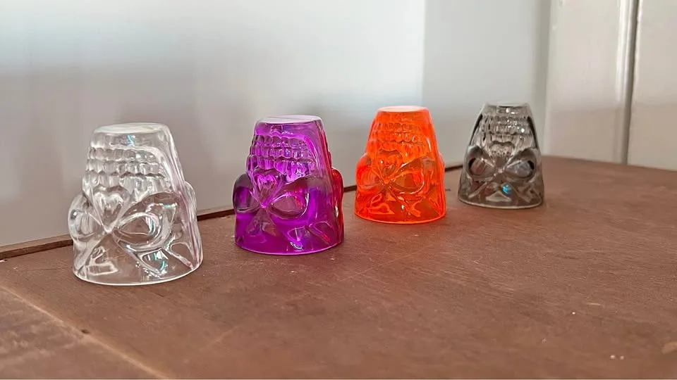 Vintage Pyrex Turquoise Blue Amish Butterprint Mixing Bowl