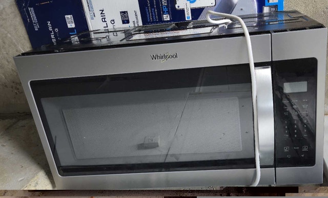 Whirlpool Microwave over the range