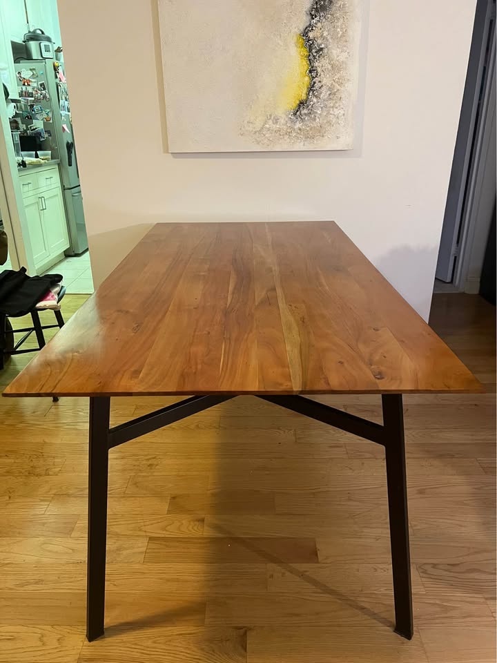 Dining table - photo 2