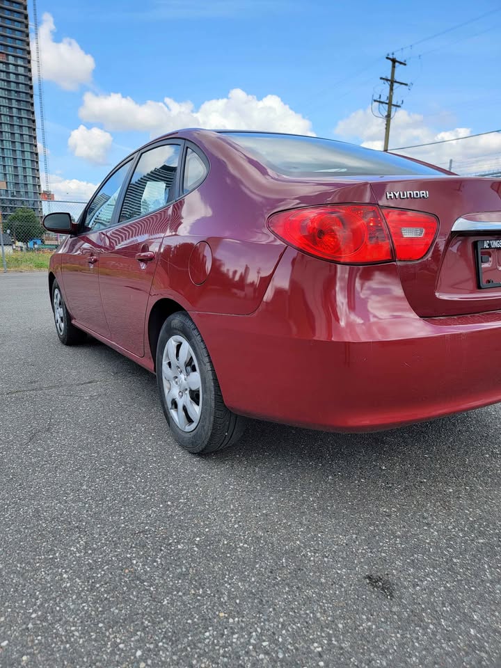 2010 Hyundai Elantra - photo 5