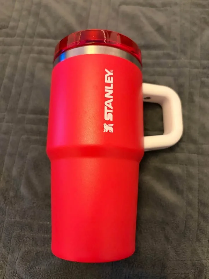 Arsenal 20oz Stanley image indicator(2)