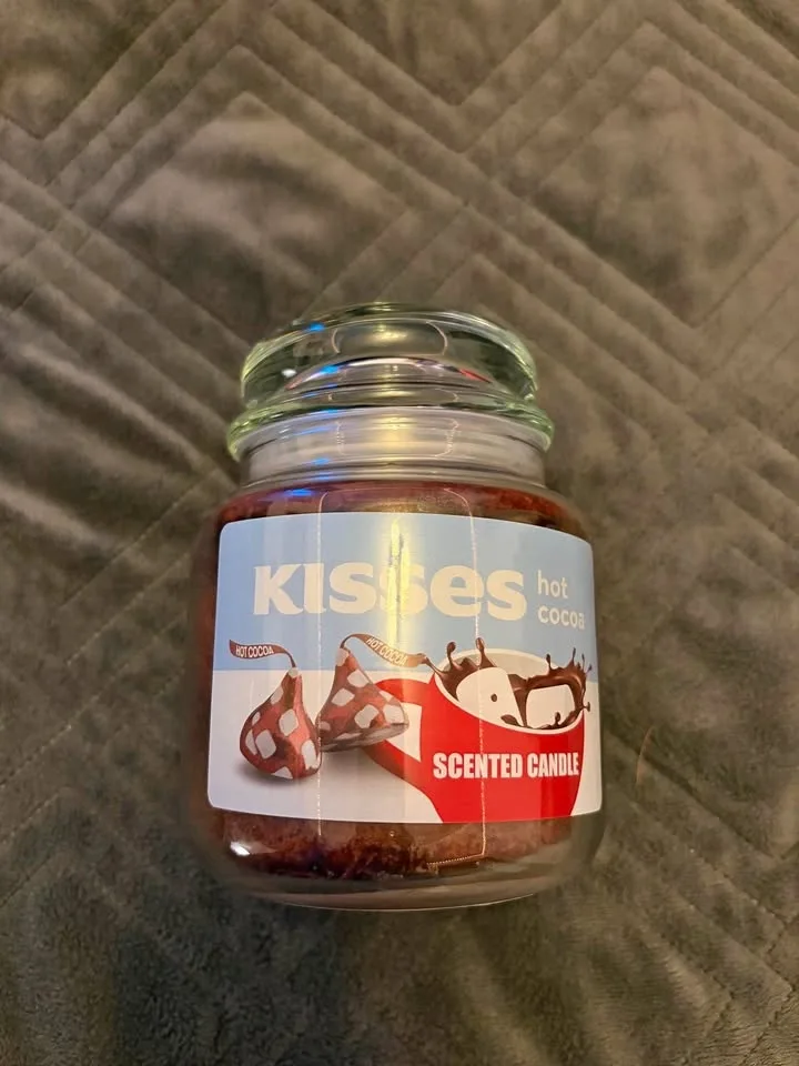 Hershey’s Kisses Hot Coca Candle