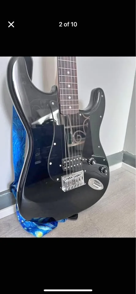 SQUIER ELECTRO GUİTQR