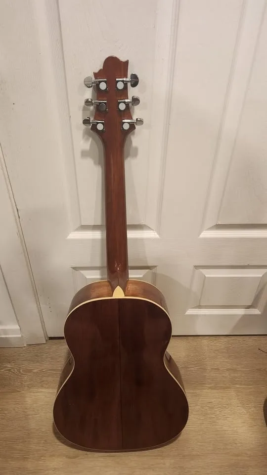$200 Greg Bennett 3/4 Acoustic Guitar - Natural image indicator(6)