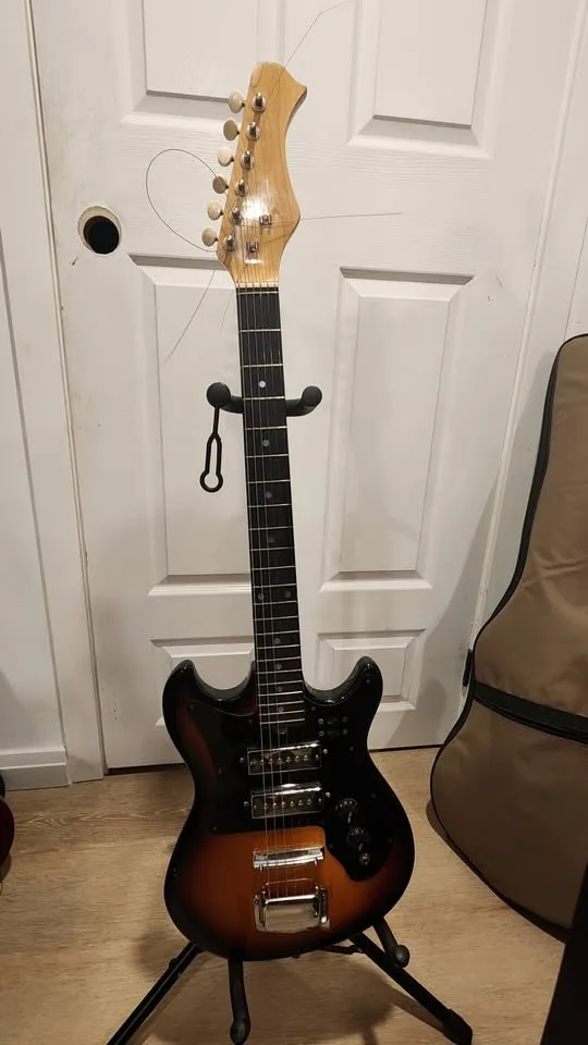 $200 Harmony H-802 Electric Guitar image indicator(3)