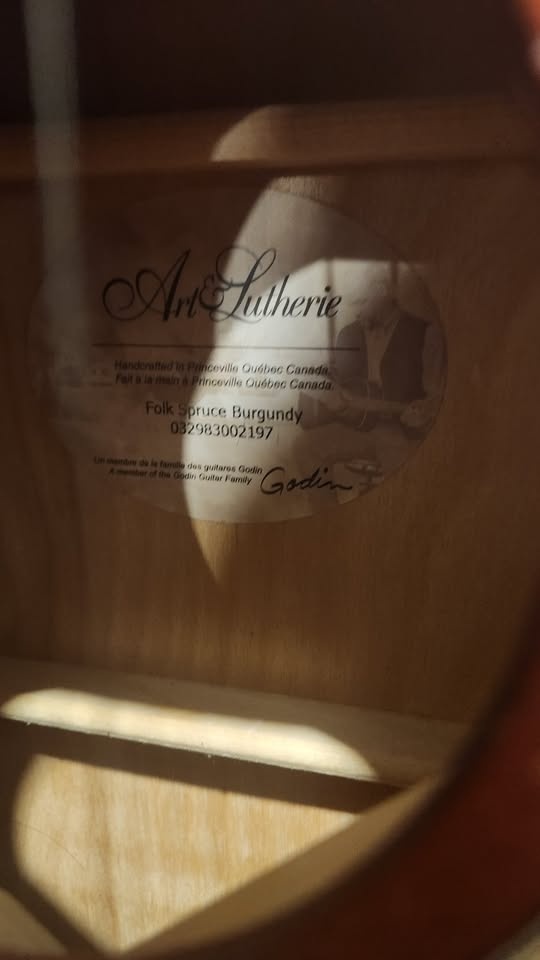 $300 Art & Lutherie Acoustic Guitar – Burgundy - photo 4