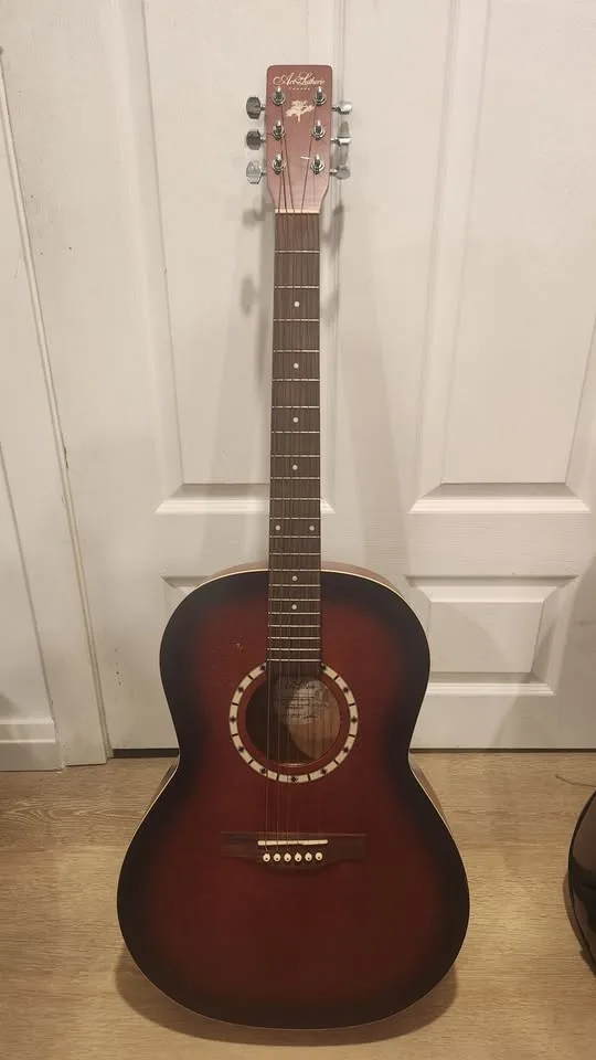 $300 Art & Lutherie Acoustic Guitar – Burgundy image indicator(7)