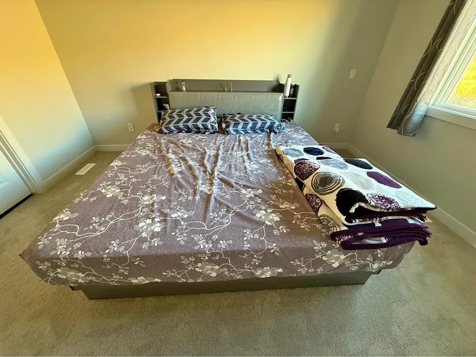 King Size Hydraulic Storage Bed - New