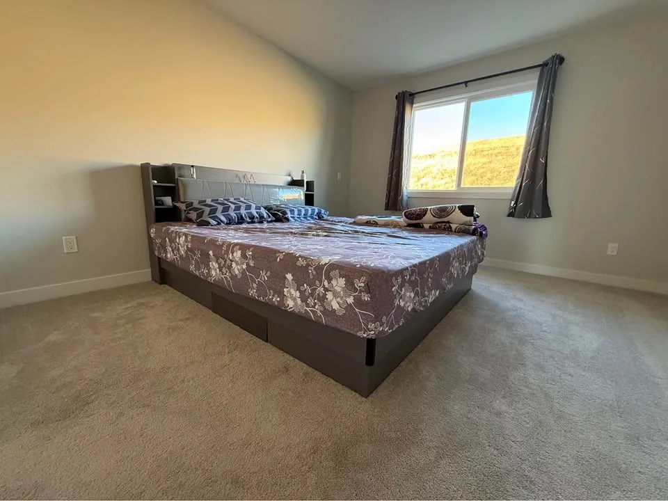 King Size Hydraulic Storage Bed - New image indicator(2)