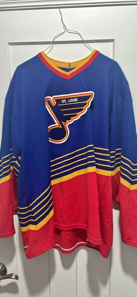 Vintage-St. Louis Blues Jersey- 1990’s- Size XL- $80/OBO