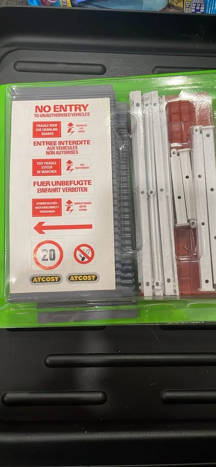 Britains Farm Builder Set - Never Opened - photo 5