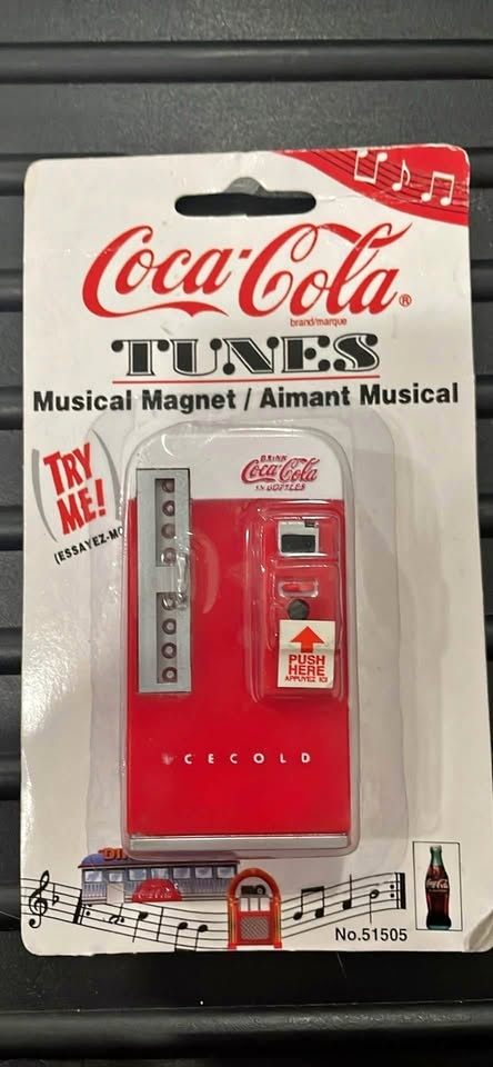 Coca-Cola - Coke Mini Musical Magnet