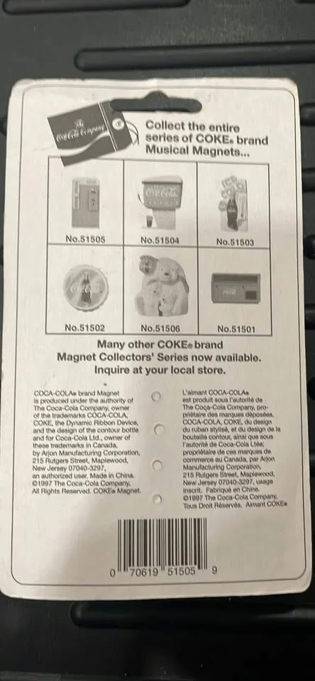 Coca-Cola - Coke Mini Musical Magnet image indicator(4)