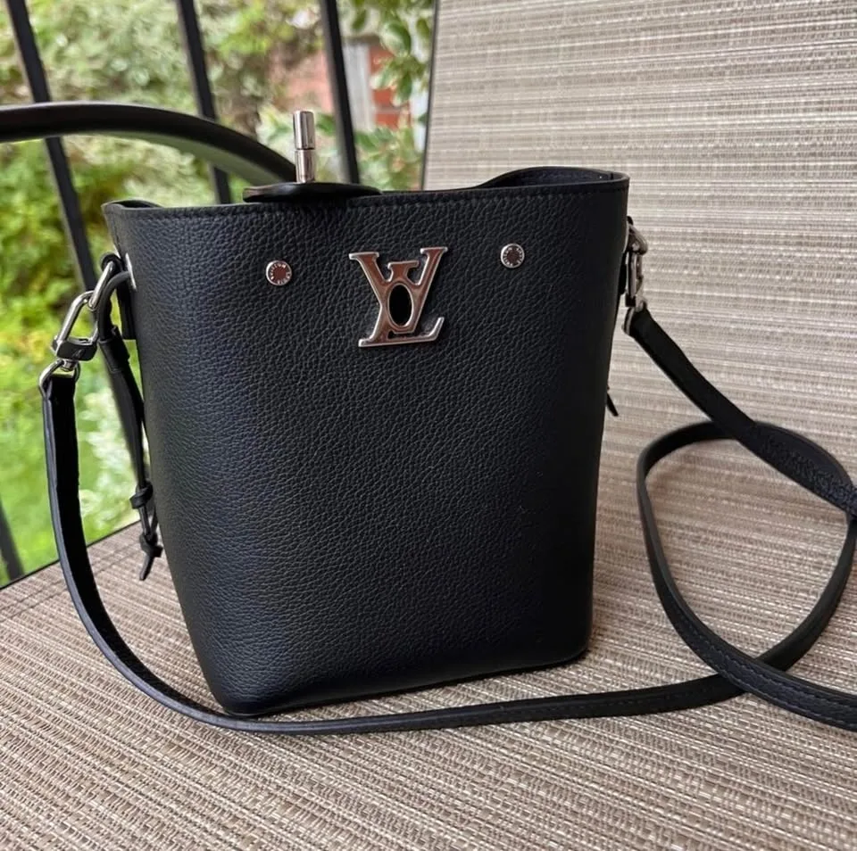 Louis Vuitton Nano Black Bucket Bag image indicator(3)