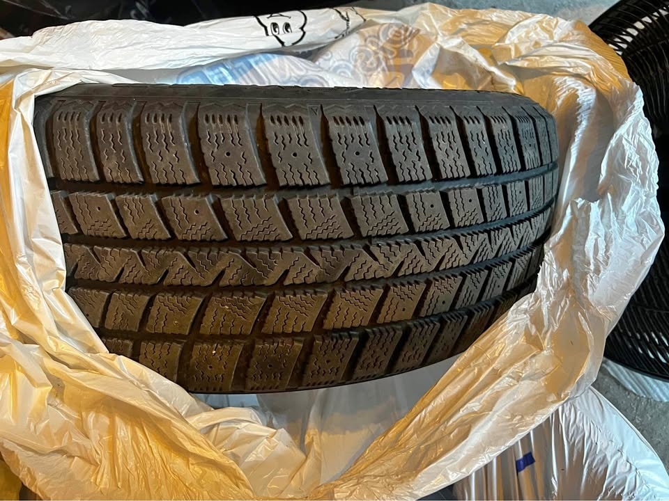 Winter tires size 205 55 16