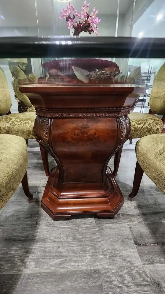 Dining Table and 4 Chairs from Bombay Company image indicator(3)