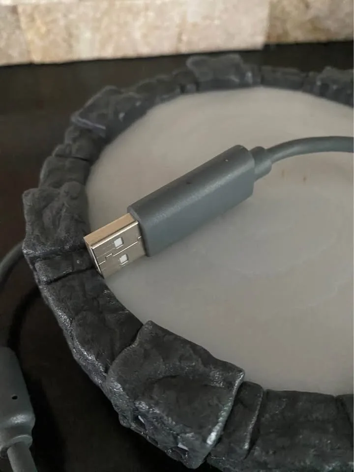 Skylanders Portal and 2 giant Skylanders for XBOX360 “Cleanout” image indicator(7)