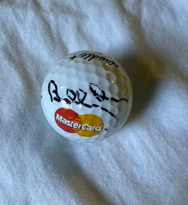 Bobby Orr signed golf ball