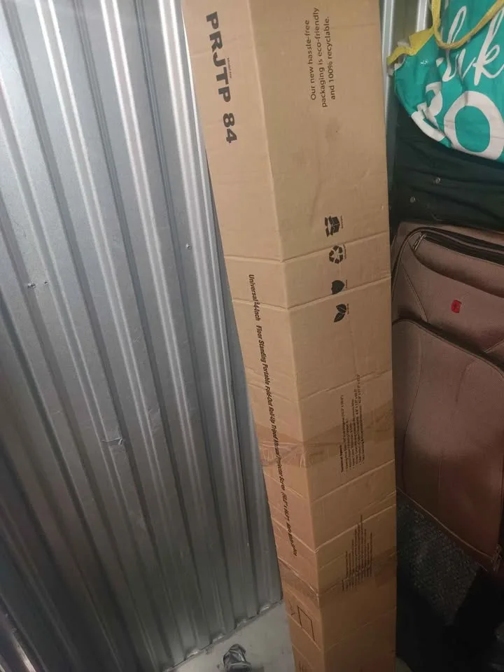 Projector Screen Brand New Never Used image indicator(2)