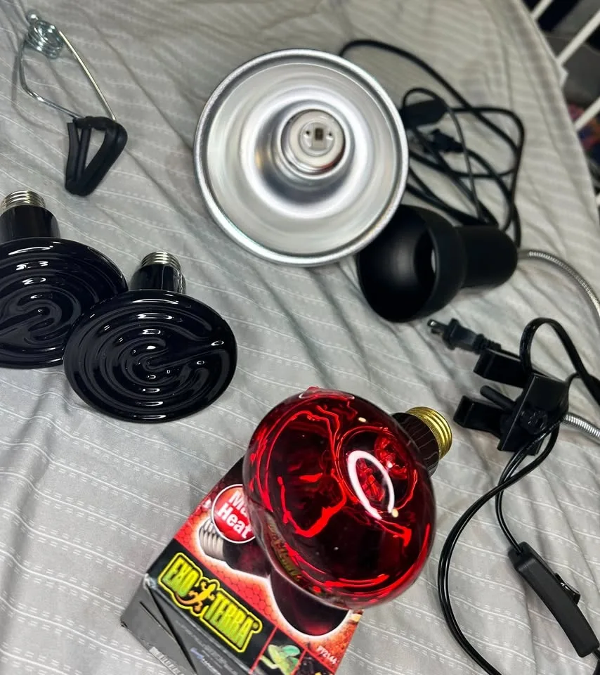 Heat Emitters & 100 W / 150 W Bulbs image indicator(2)