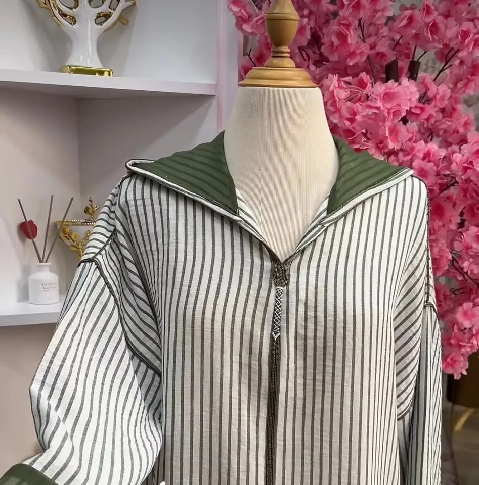 tenue marocaine femme image indicator(2)