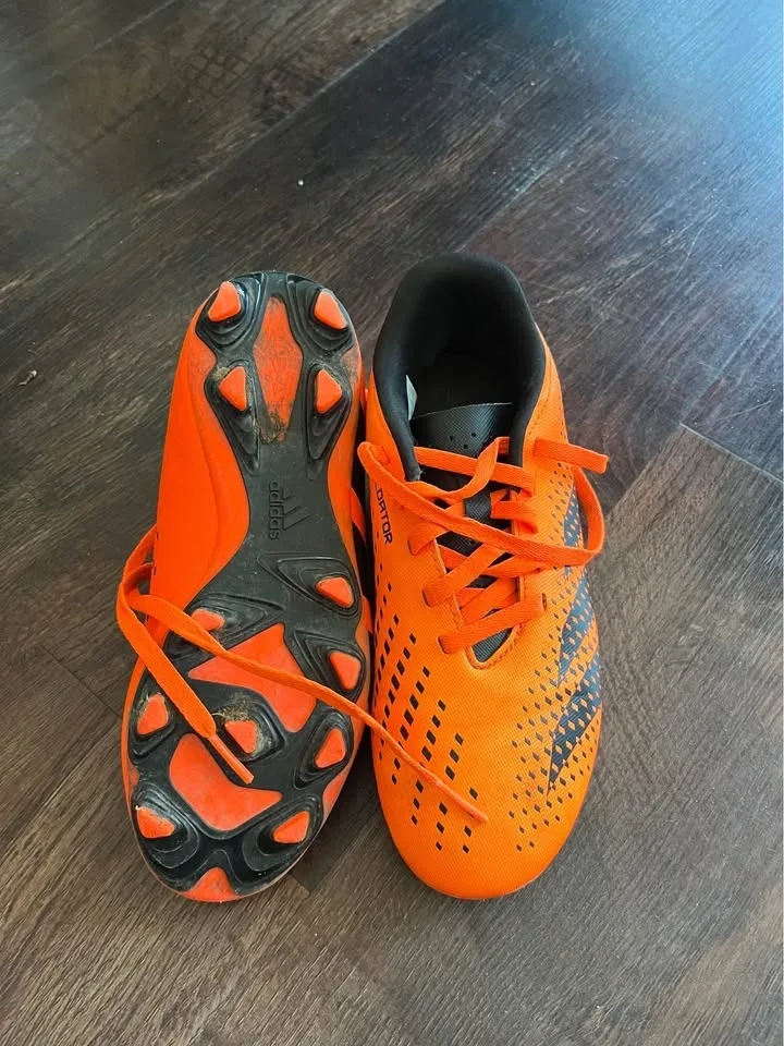 Adidas soccer cleats kids #Cleanout image indicator(2)