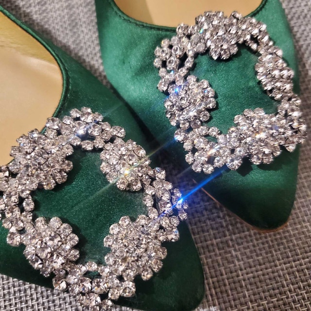 Manolo Blahnik Flats 37 with Swarovski Crystals - photo 3