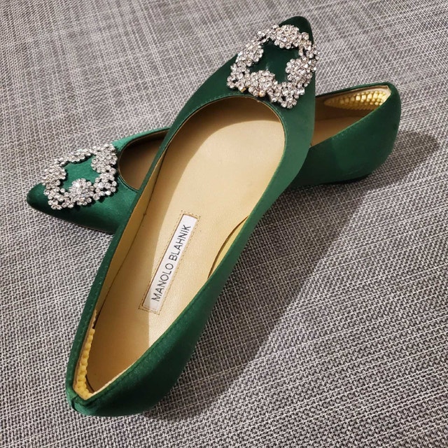 Manolo Blahnik Flats 37 with Swarovski Crystals - photo 5