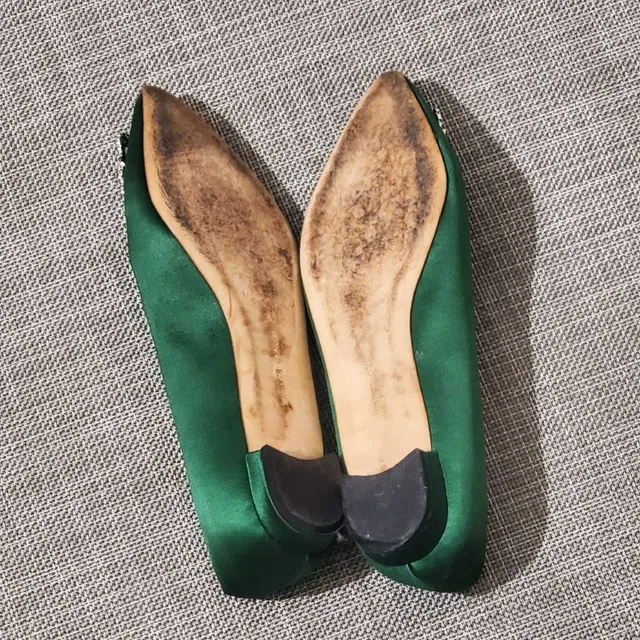 Manolo Blahnik Flats 37 with Swarovski Crystals image indicator(10)