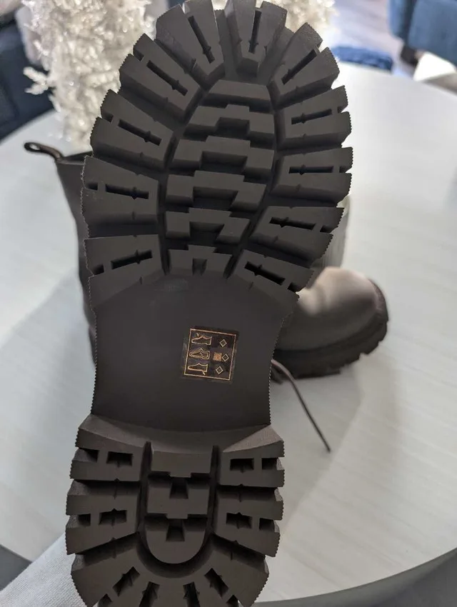 #Cleanout New boots image indicator(2)