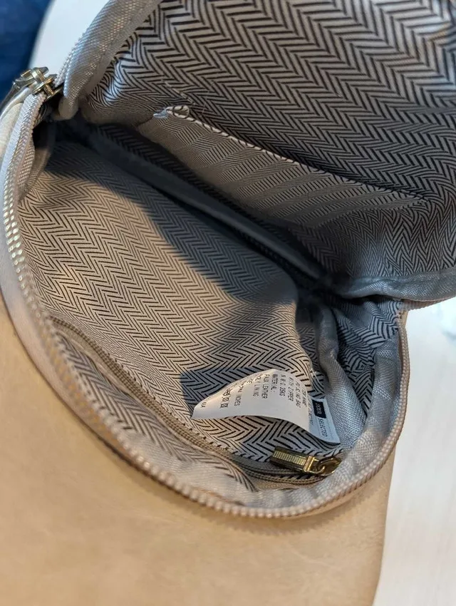 #Cleanout Sling bag/ purse image indicator(5)