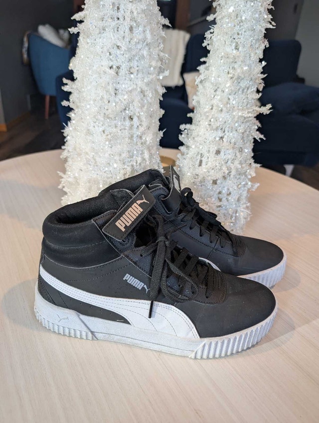 #Cleanout Puma high tops - photo 2