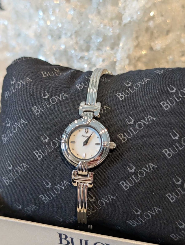 #Cleanout Bulova Watch - photo 2