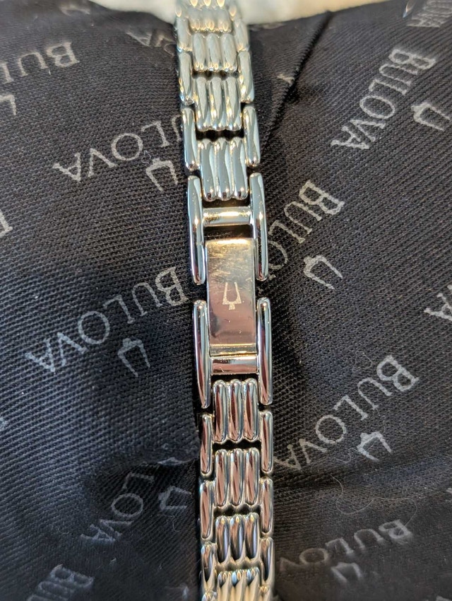 #Cleanout Bulova Watch - photo 4