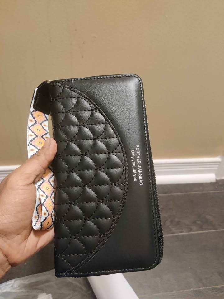 Brand new black color women Wallet - photo 2