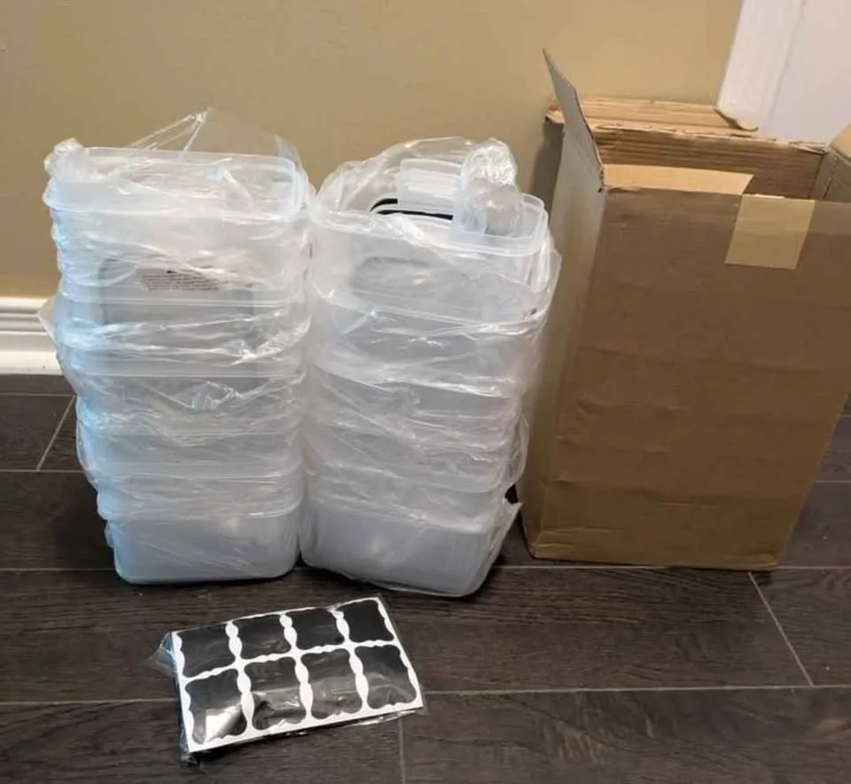 Brand new 12 Pack BPA free airtight food storage containers image indicator(3)