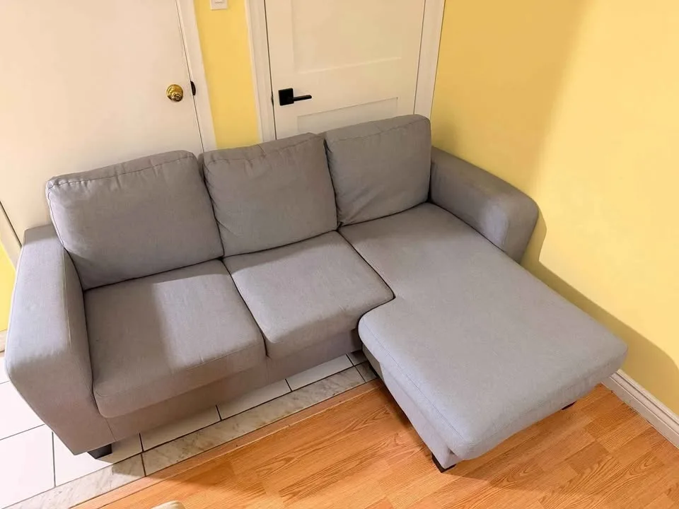 Gray Sectional Sofa with Chaise #Cleanout image indicator(2)