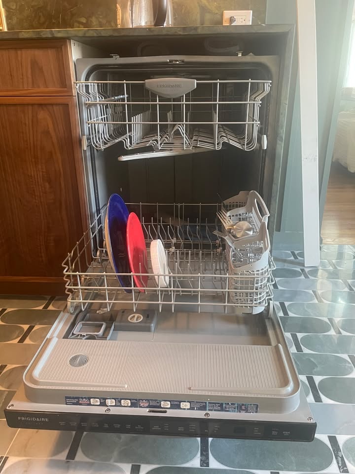 Stainless Steel Frigidaire Dishwasher - photo 4