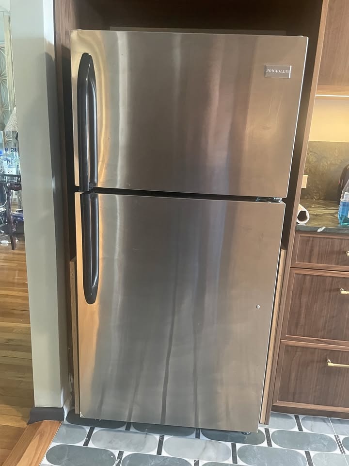 Frigidaire Refrigerator (Stainless Steel)