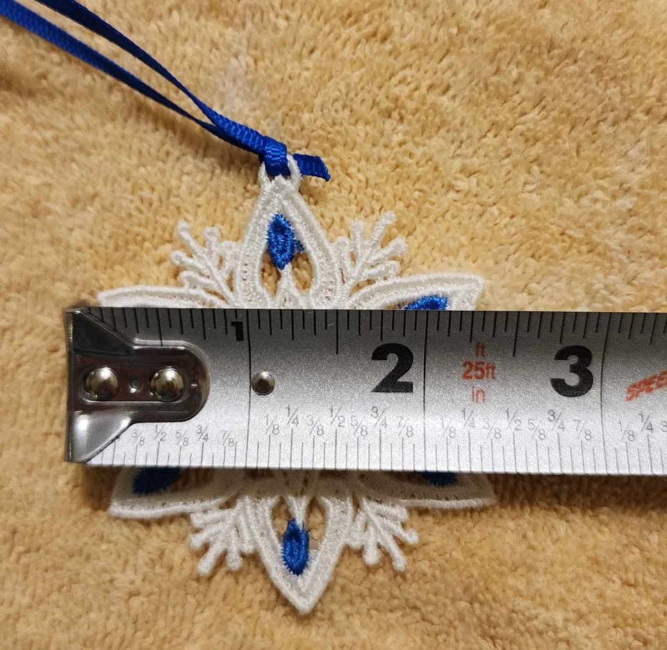 Blue and white snowflake Christmas ornament - photo 3