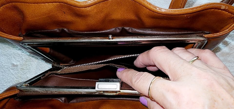 Women's brown purse - medium sized - photo 3