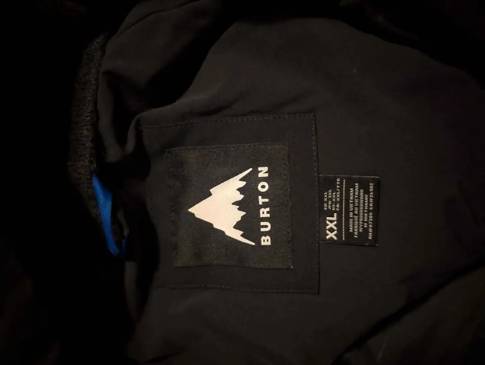 ❄️ Burton Winter Jacket + Snow Bib Pants #Cleanout image indicator(2)