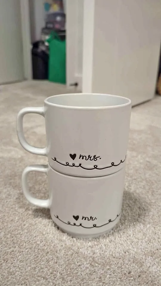 Mr & Mrs Stackable cups