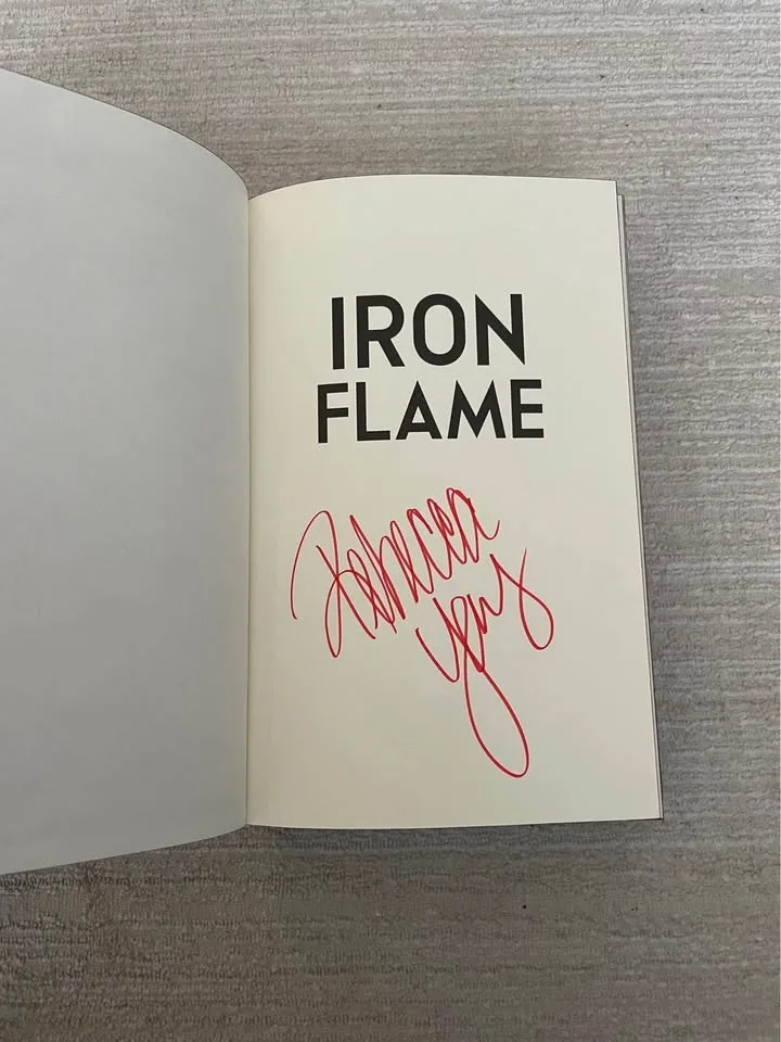 HOLIDAY & FIRST EDITION FOURTH WING & IRON FLAME (signed) image indicator(7)