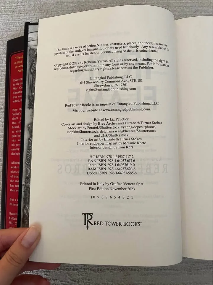 HOLIDAY & FIRST EDITION FOURTH WING & IRON FLAME (signed) image indicator(8)