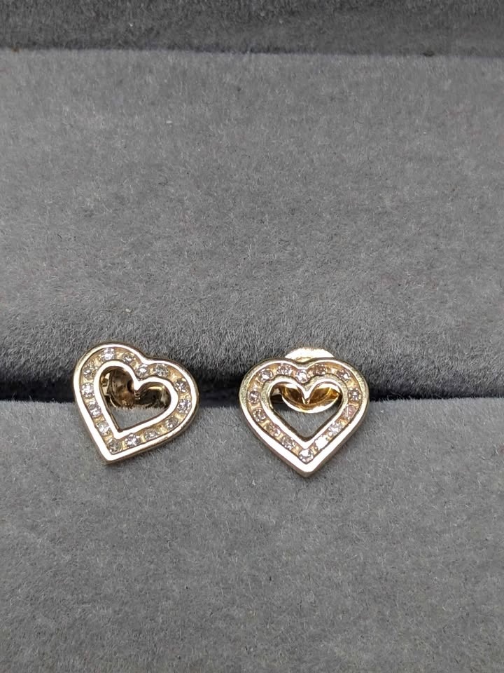 10k Gold Diamond Heart Earrings Vintage 1980s - photo 2