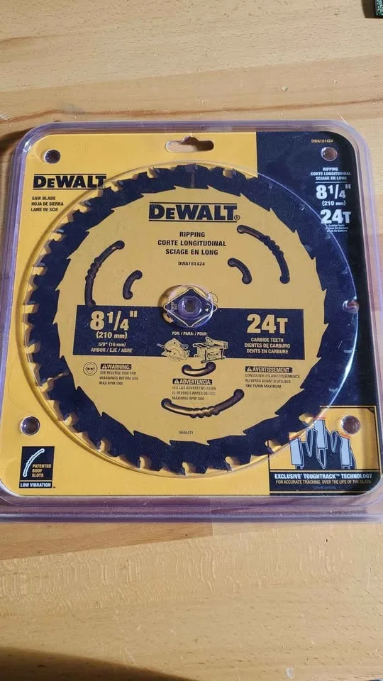 Dewalt corded 8 1/4" table saw with stand image indicator(3)